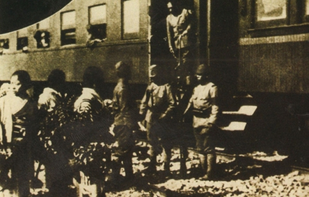 ①隨軍隊出發的“慰安婦”_副本_副本.jpg